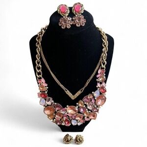 On Wednesday's We Wear Pink 🎀